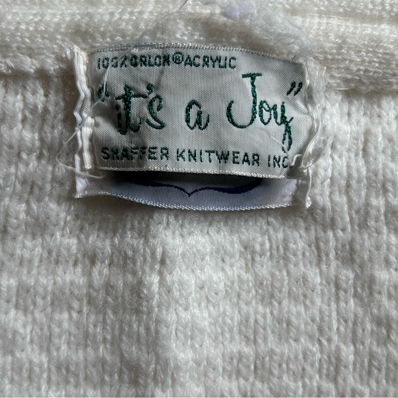 Vintage 1960s Wintuck It’s A Joy White Acrylic Ladies Cardigan Size L/XL - Picture 3 of 5